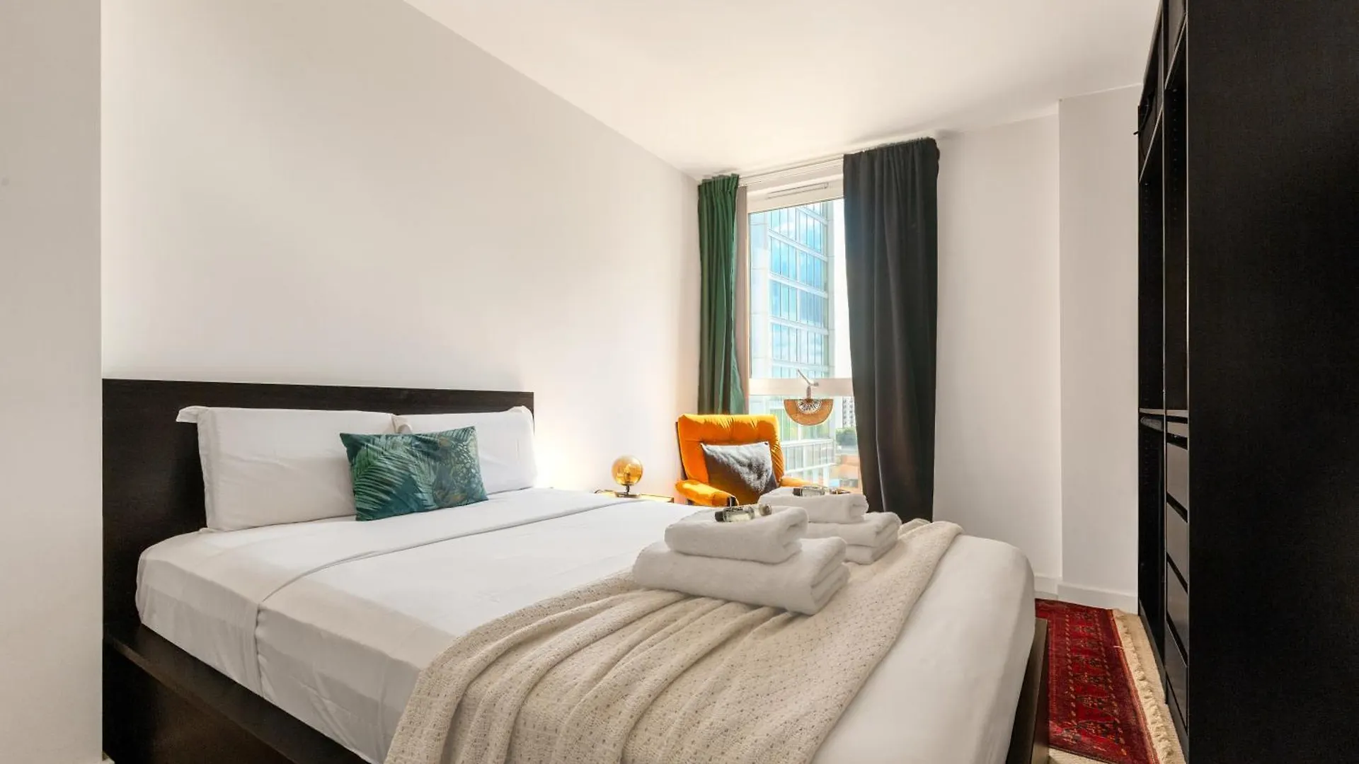 Apartment Stylish 1Br Apt, 8 Mins To Stratford Station London
